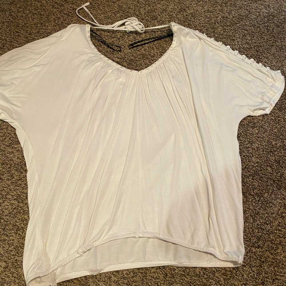 Woman’s BKE top